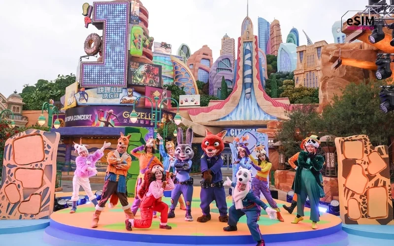 Disneyland-thuong-hai-4-6aa4b2892f0dd.webp