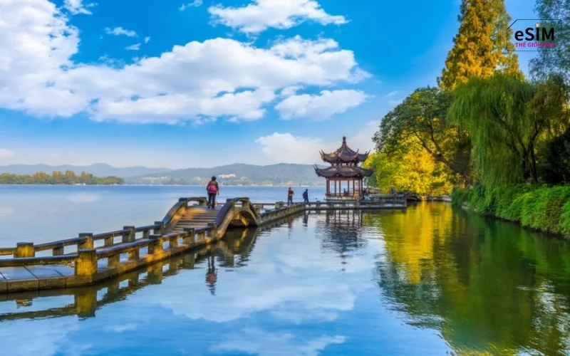 hang-chau-trung-quoc-8-6aa3cc5e3d82f.webp